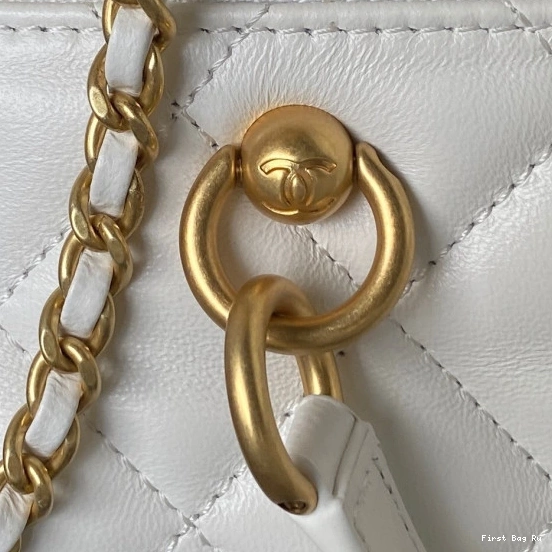 Firstbag Ru  CHANEL HANDLE TOP WITH BAG 0714